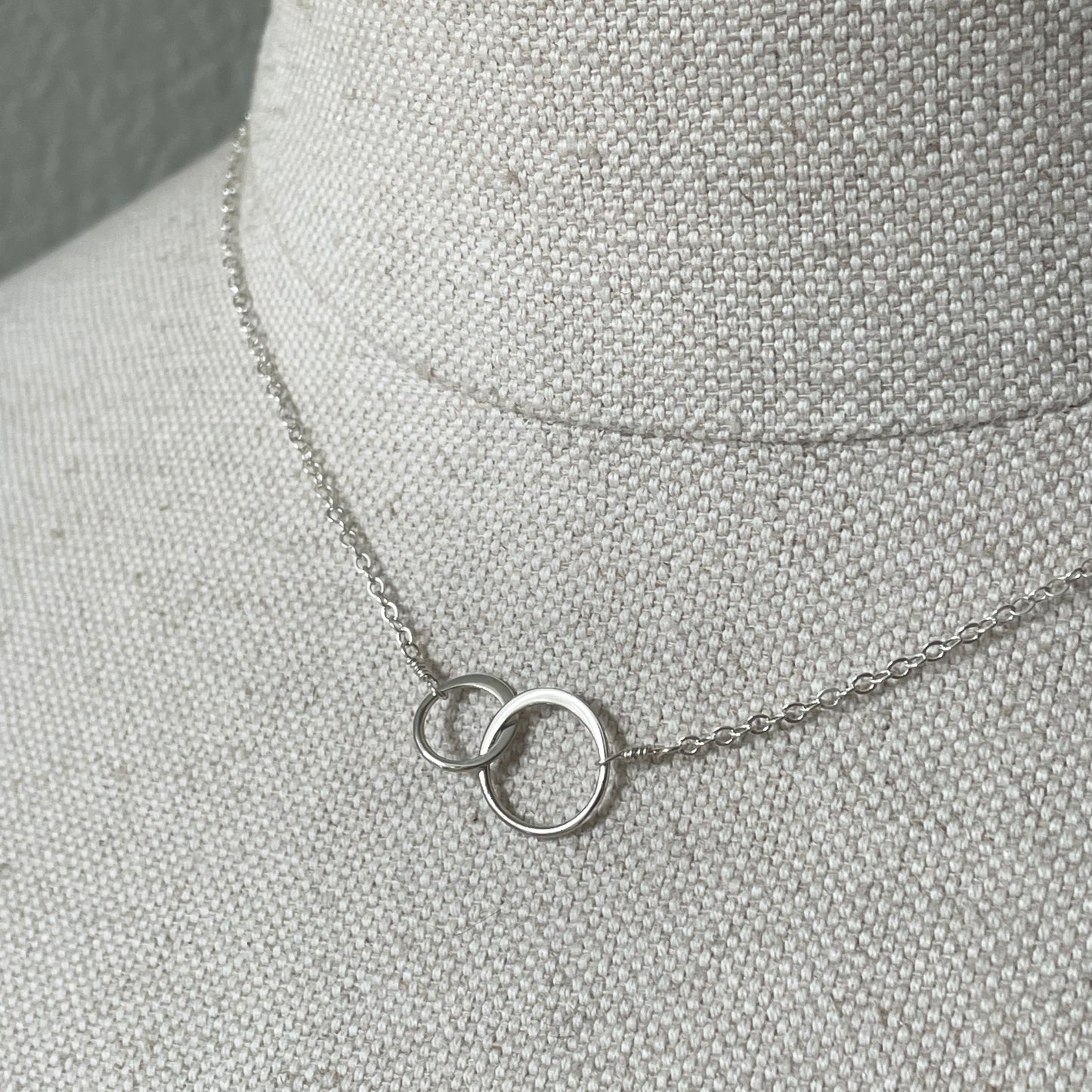 Mini Silver 2 Circles Necklace